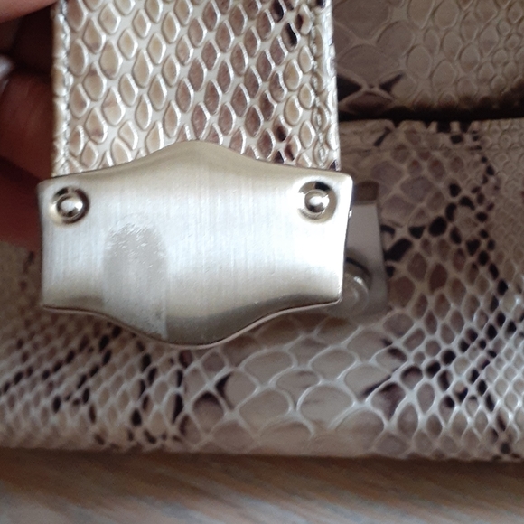 Vintage New York and Co. Purse and matching wallet - Picture 10 of 14